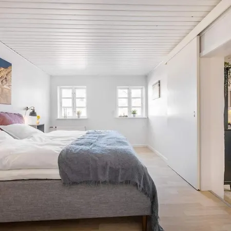 Ferienhaus 4 Star In *
