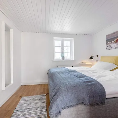 4 Star In Ferienhaus Hjørring